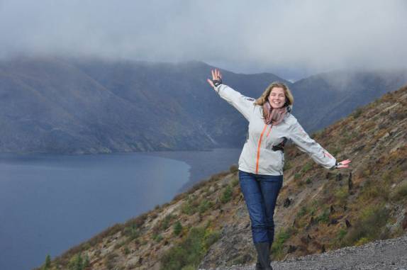 Visita ao vulcão Santa Helena, com o Spirit Lake ao fundo, no estado de Washington, oeste dos Estados Unidos